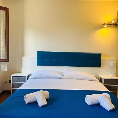 Living Garda (Verona)